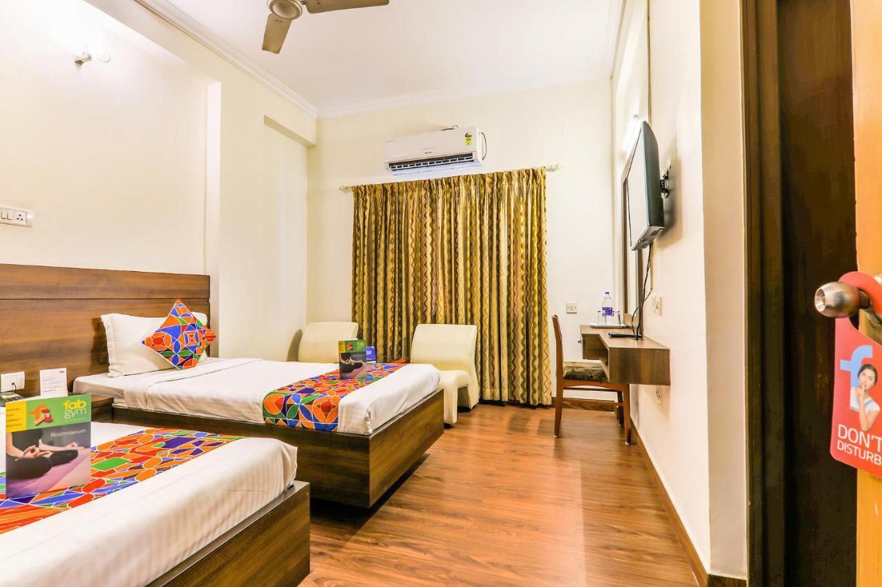 Fabhotel Royal Star Chennai Exterior foto